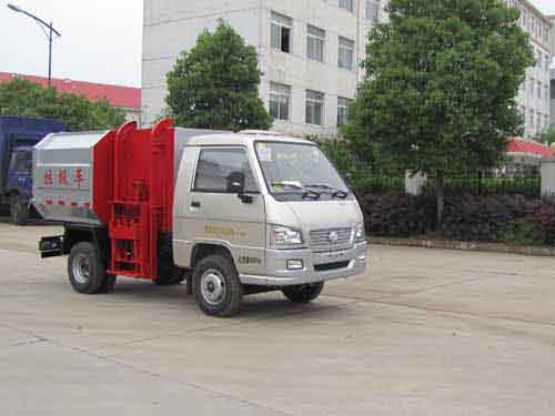 福田小型自装卸式垃圾车